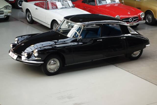 Image 1/30 of Citroën DS 19 (1959)