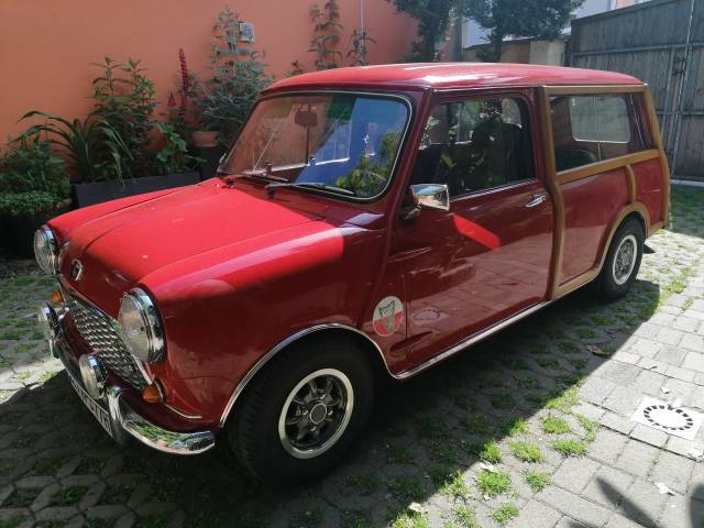 Mini Felgen (Mini Spares) mit 165/70/10 Bereifung.