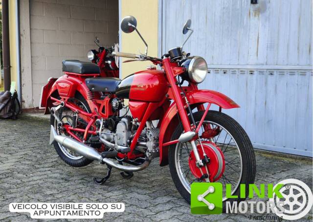 Immagine 1/7 di Moto Guzzi DUMMY (1952)