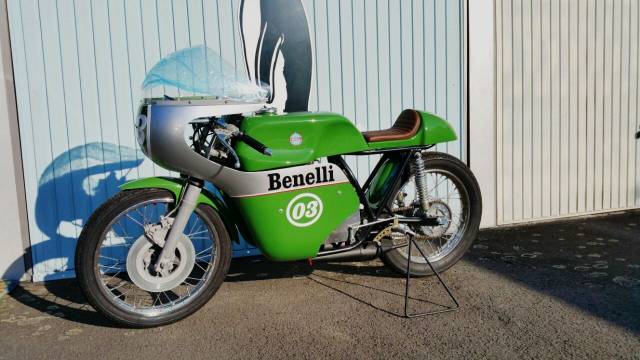 Immagine 1/25 di Benelli DUMMY (1976)
