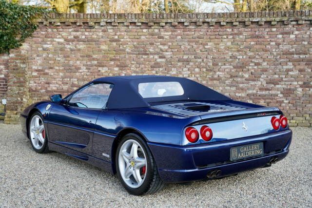 Bild 1/50 von Ferrari F 355 Spider (2000)