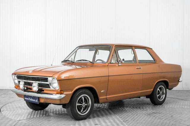 Imagen 1/50 de Opel Kadett 1,2 S (1972)