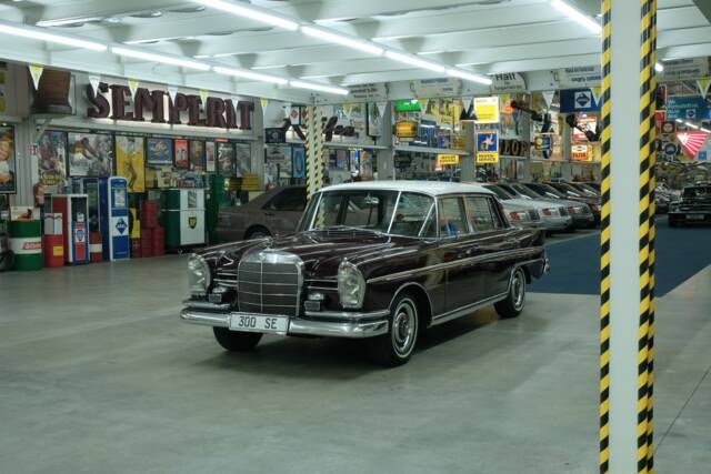 Afbeelding 1/50 van Mercedes-Benz 300 SE lang (1965)