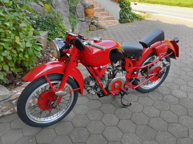 Image 1/16 of Moto Guzzi DUMMY (1956)