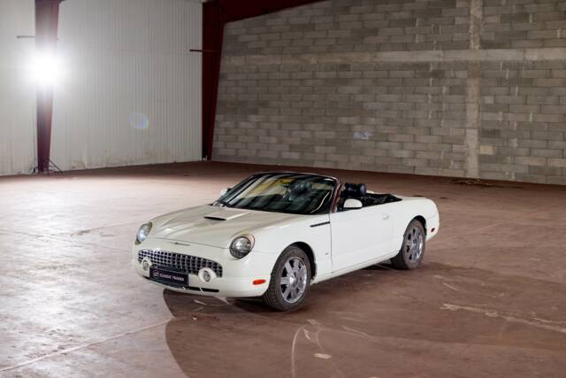 Bild 1/41 von Ford Thunderbird (2003)