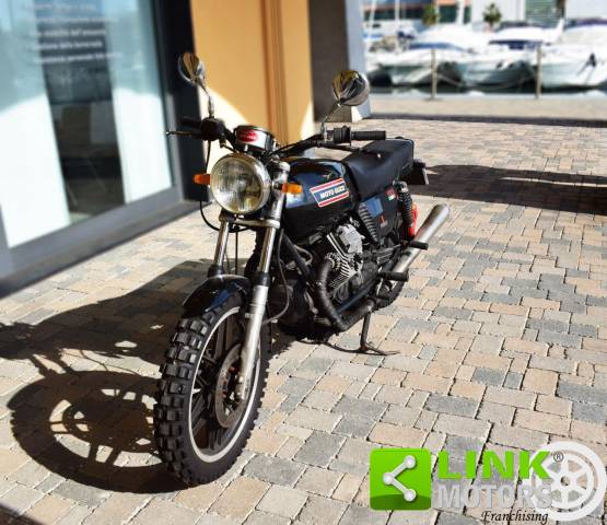 Immagine 1/10 di Moto Guzzi DUMMY (1983)
