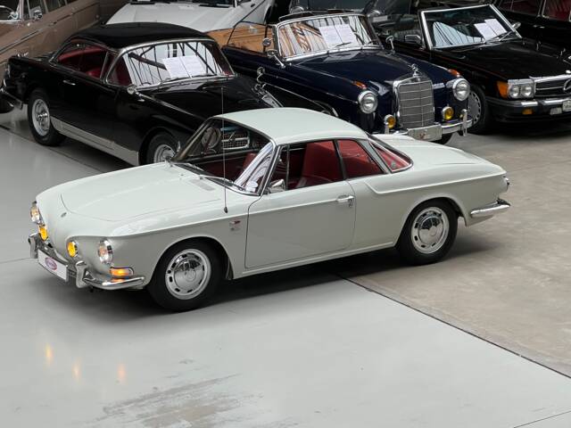 Image 1/37 of Volkswagen Karmann Ghia 1600 L (1968)