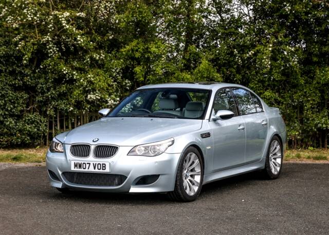 Immagine 1/14 di BMW M5 (2007)