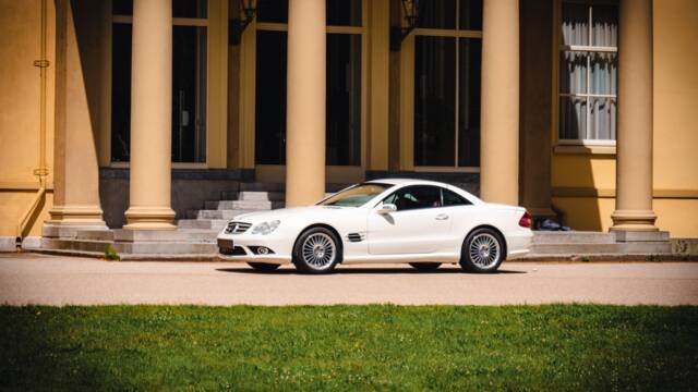 Afbeelding 1/25 van Mercedes-Benz SL 550 (USA) (2007)
