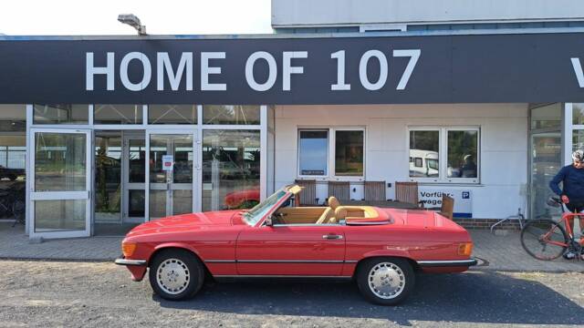 Image 1/12 of Mercedes-Benz 560 SL (1988)