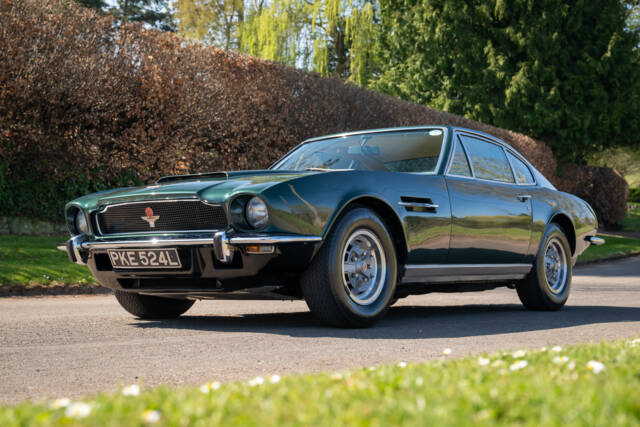 Image 1/12 of Aston Martin V8 (1973)