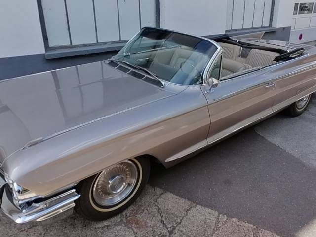 Imagen 1/8 de Cadillac Eldorado Biarritz Convertible (1962)