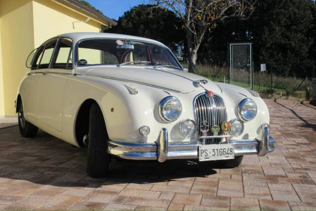 Bild 1/22 von Jaguar Mk II 3.4 (1962)