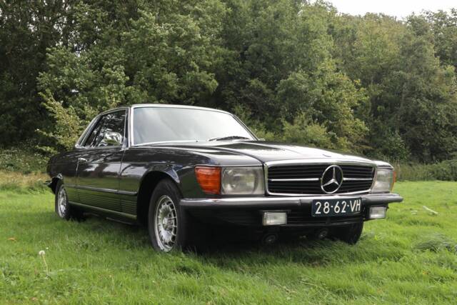 Image 1/8 of Mercedes-Benz 350 SLC (1972)