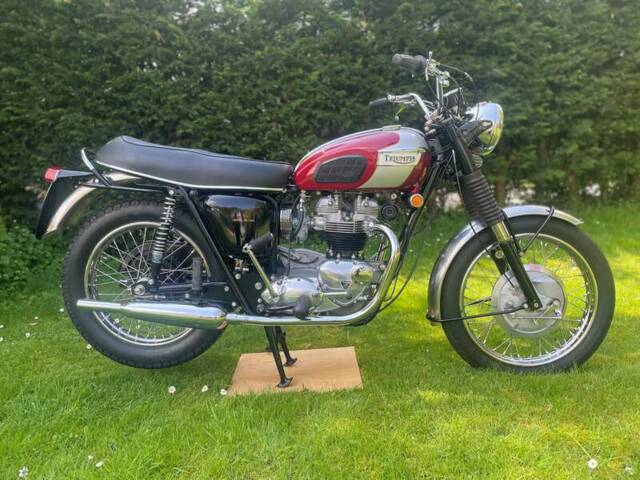 Image 1/50 de Triumph DUMMY (1971)