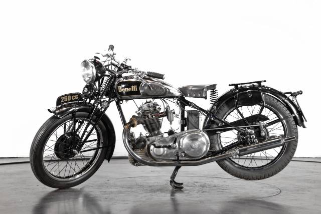 Immagine 1/16 di Benelli DUMMY (1938)