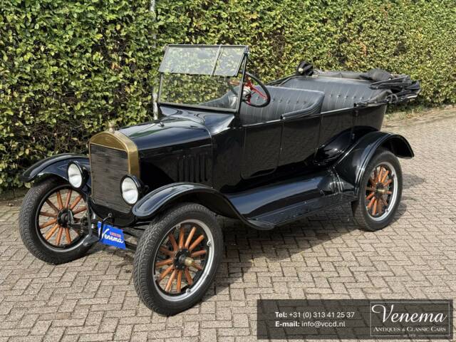 Immagine 1/13 di Ford Model T Touring (1925)