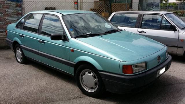 Afbeelding 1/10 van Volkswagen Passat 1.6 (1992)