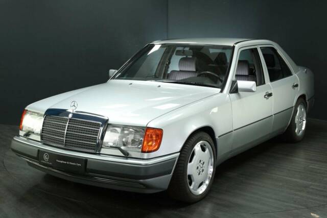 Afbeelding 1/50 van Mercedes-Benz 300 E-24 (1992)