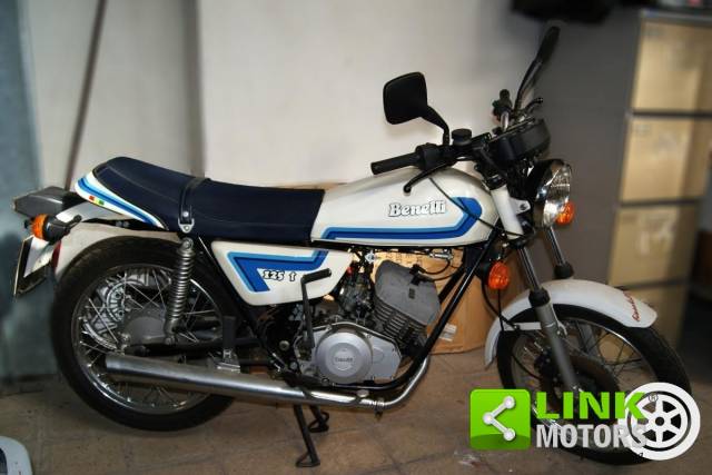 Afbeelding 1/7 van Benelli DUMMY (1991)