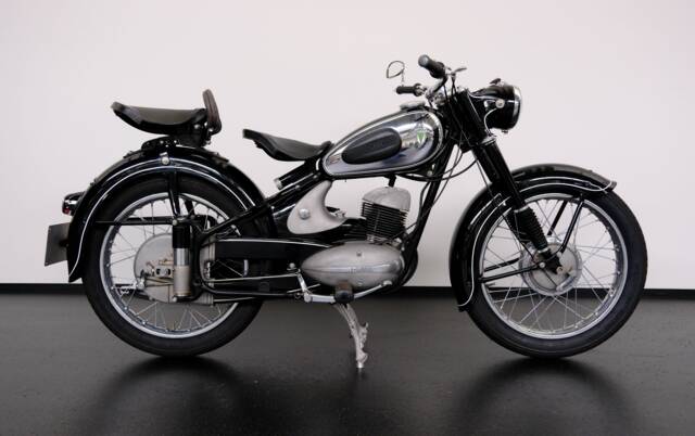 Immagine 1/86 di DKW RT 175 (1954)