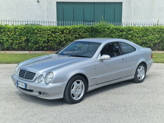 Image 1/7 of Mercedes-Benz CLK 200 Kompressor (2001)