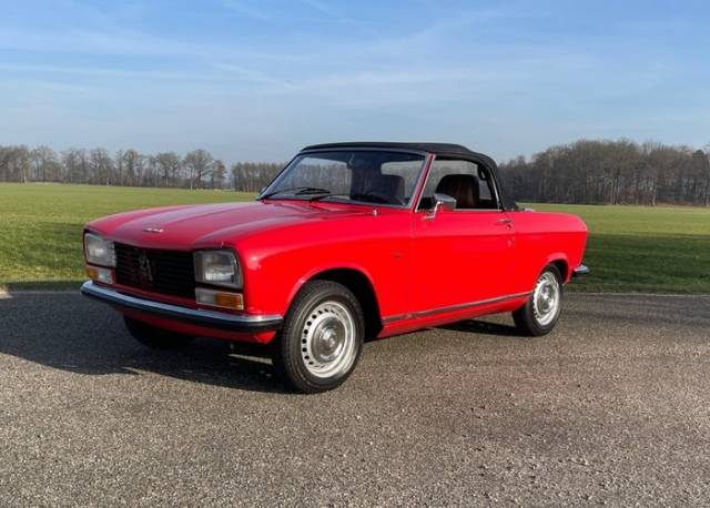 Image 1/9 de Peugeot 304 S (1973)