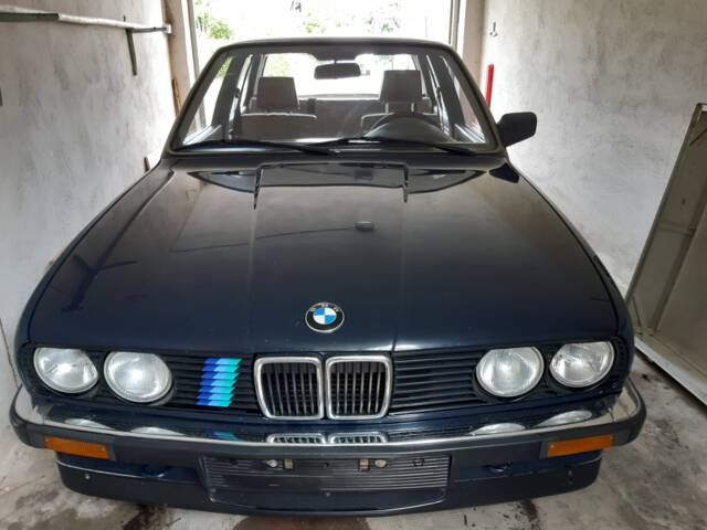 Imagen 1/8 de BMW 325e (1986)