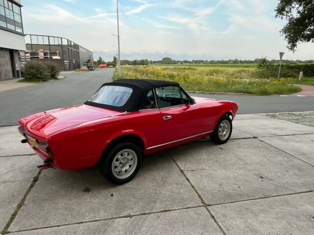 Bild 1/8 von FIAT Pininfarina Spidereuropa (1983)