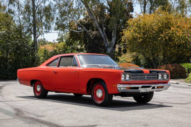 Image 1/4 de Plymouth Road Runner 426 Hemi (1969)