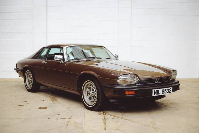 Image 1/8 of Jaguar XJ-S (1978)