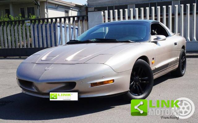 Immagine 1/13 di Pontiac Firebird Formula (1994)