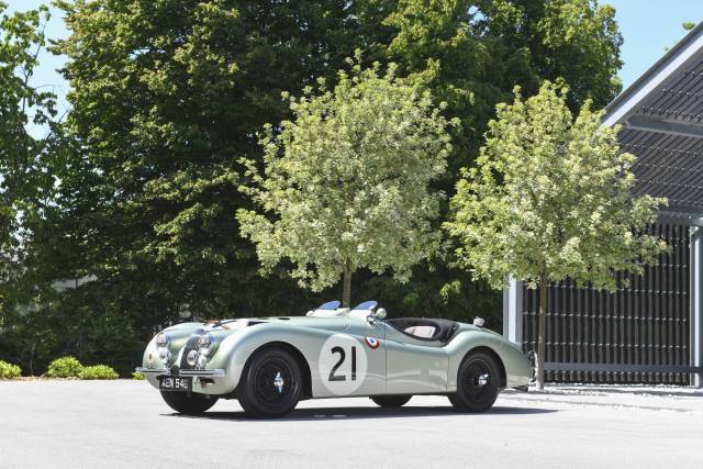 Image 1/19 of Jaguar XK 120 OTS (1951)