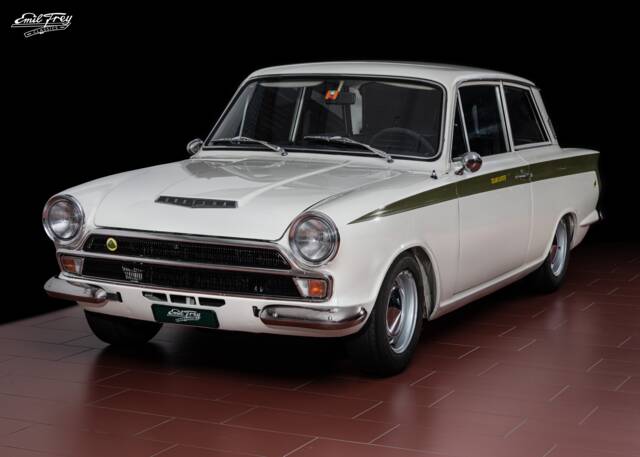 Image 1/8 de Ford Lotus Cortina (1967)
