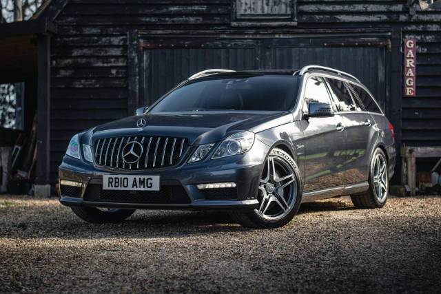 Bild 1/8 von Mercedes-Benz E 63 AMG (2010)