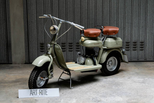 Image 1/8 de Innocenti DUMMY (1954)