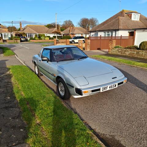 Image 1/10 de Mazda RX-7 (1980)