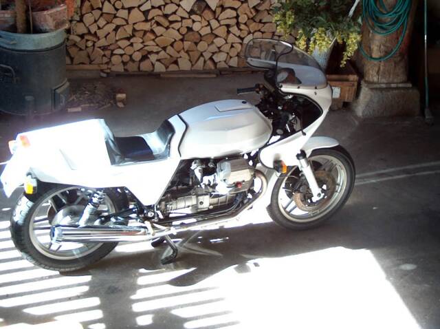 Bild 2/12 von Moto Guzzi DUMMY (1984)