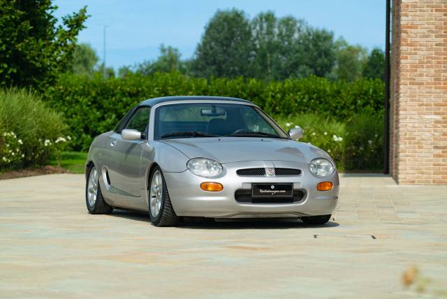 Afbeelding 1/40 van MG TF 120 (2002)