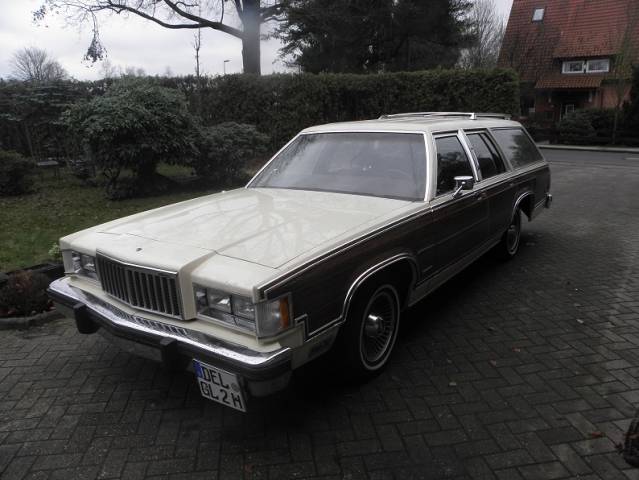 Image 1/50 of Mercury Grand Marquis Colony Park (1984)