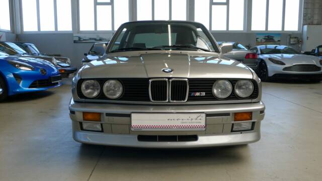 Immagine 1/45 di BMW M3 (1987)