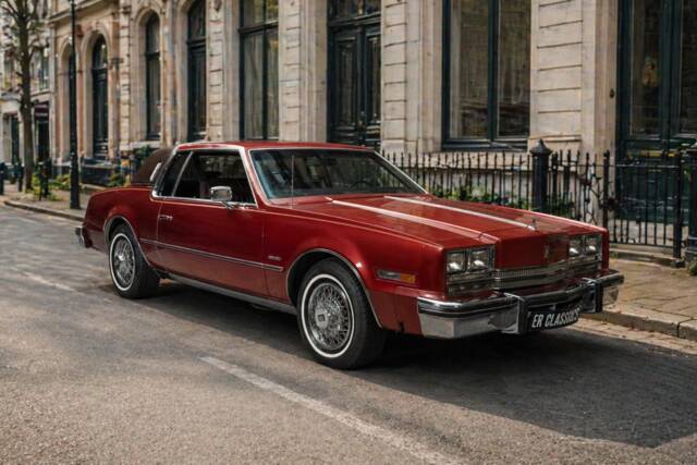 Bild 1/8 von Oldsmobile Toronado (1985)