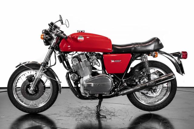 Image 1/30 of Laverda DUMMY (1975)