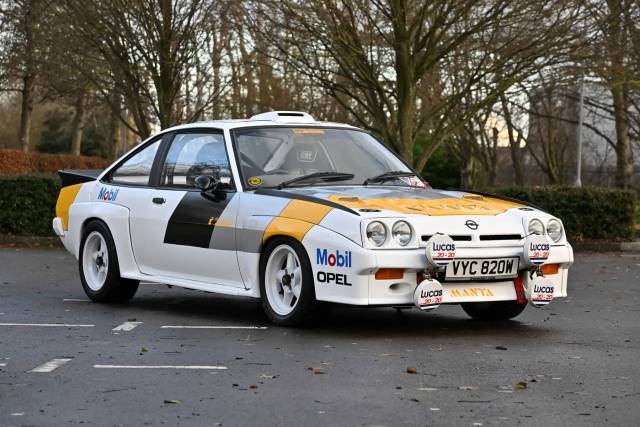 Image 1/8 de Opel Manta 2,0 GT&#x2F;E (1980)