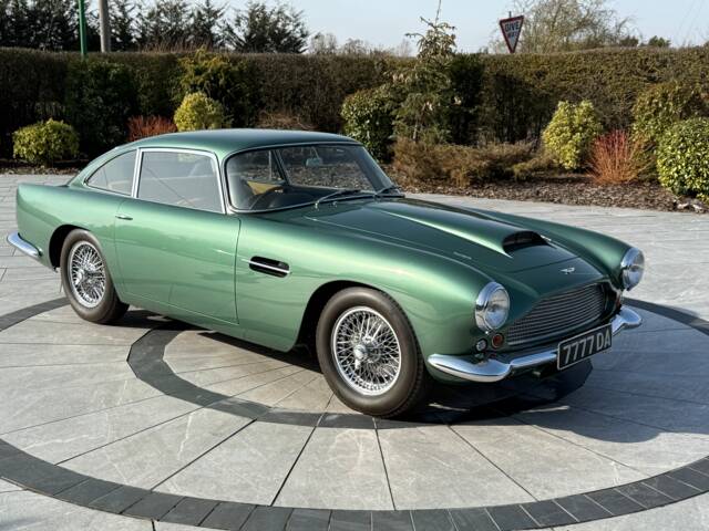 Image 1/15 de Aston Martin DB 4 (1960)