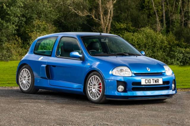 Image 1/50 de Renault Clio II V6 (2002)