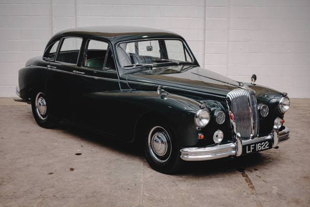 Bild 1/8 von Daimler Majestic Major (1968)