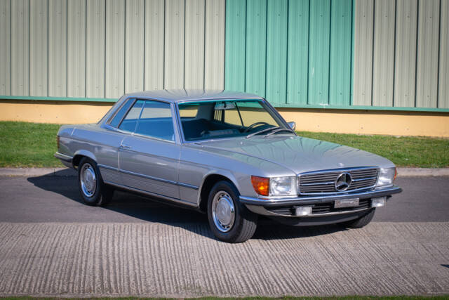 Image 1/39 of Mercedes-Benz 350 SLC (1972)