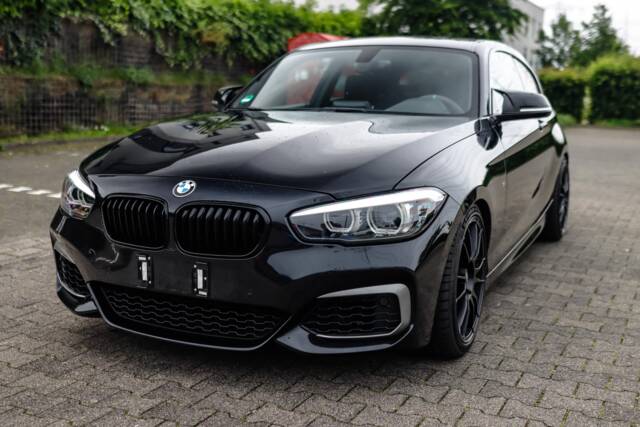 Image 1/22 of BMW M140i (2018)