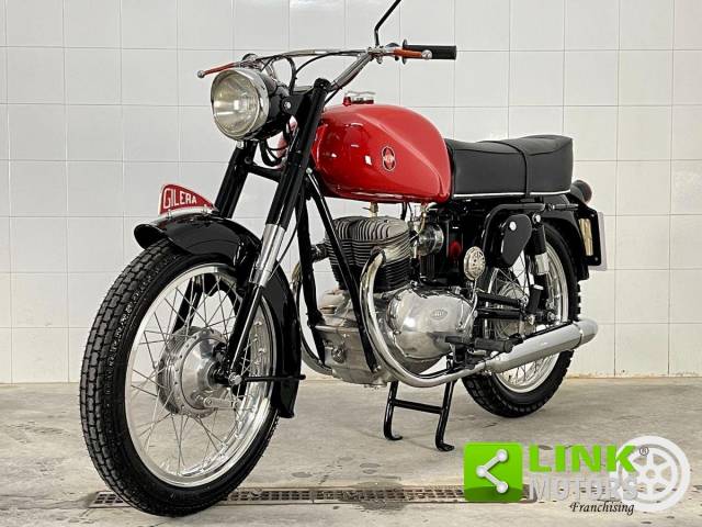 Image 1/30 of Gilera DUMMY (1955)